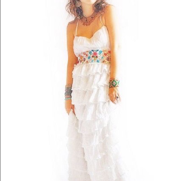 Meet Your Posher Aida Coronado - Picture 5 of 5